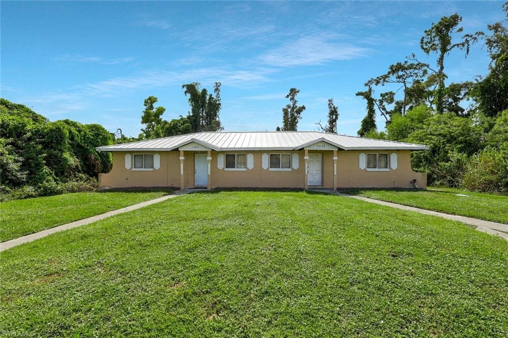 17434 / 17436 Carnegie CIR 436 FORT MYERS, FL 33967