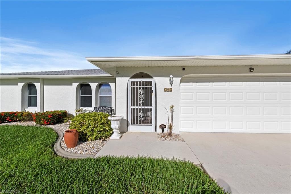 702 10th AVE CAPE CORAL, FL 33990