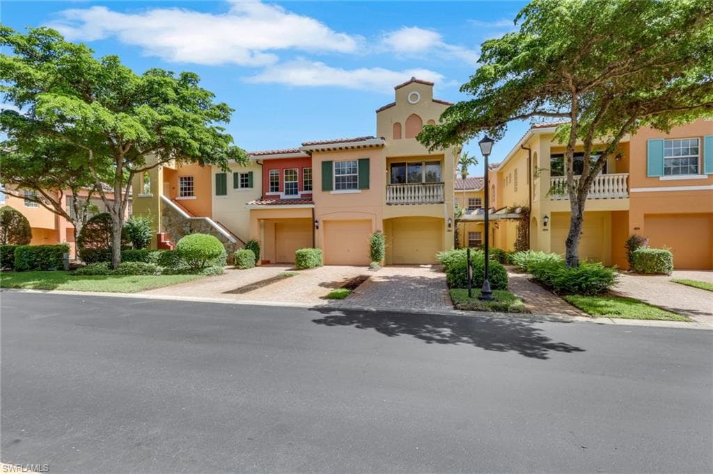 8524 Via Lungomare CIR 202 ESTERO, FL 33928