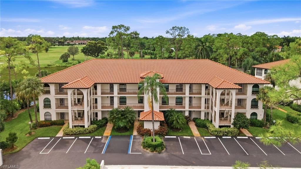 269 Deerwood CIR 14 NAPLES, FL 34113