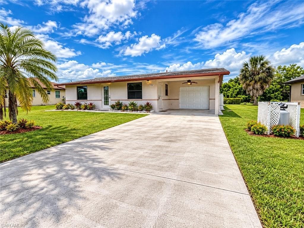 26428 Angelica RD PUNTA GORDA, FL 33955