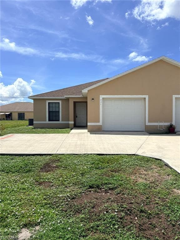 826 Gleason PKWY CAPE CORAL, FL 33914