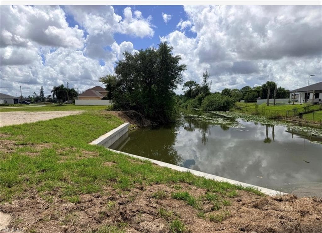 2004 NE 34th LN LEE, FL 33909