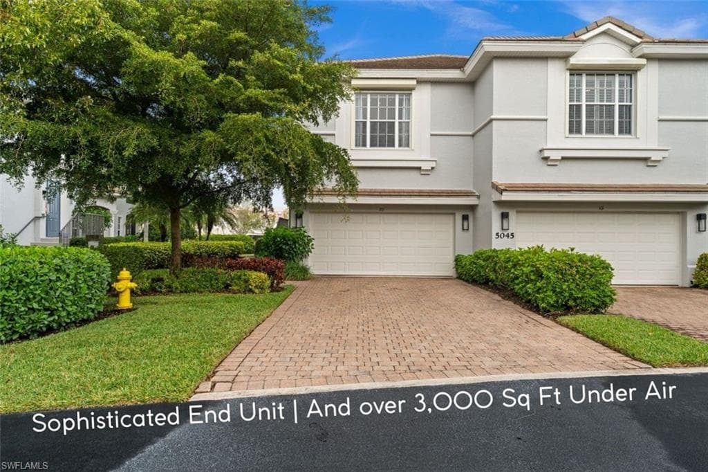5045 Blauvelt WAY 201 NAPLES, FL 34105