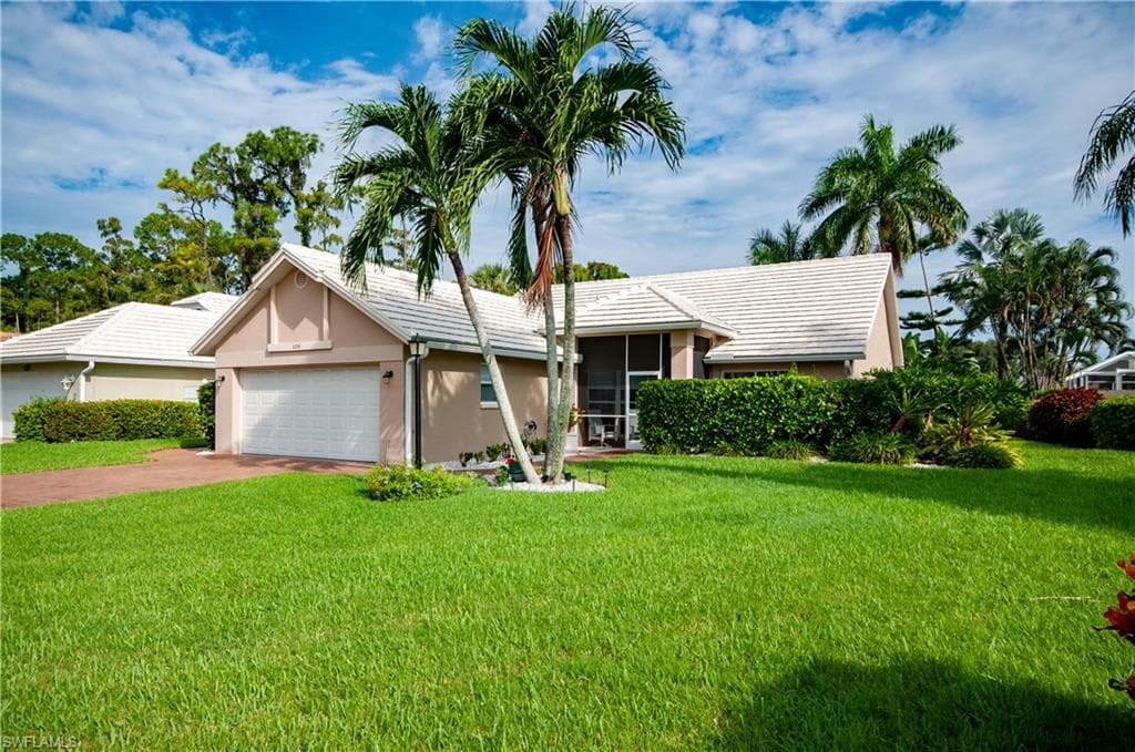 6041 Westbourgh DR NAPLES, FL 34112
