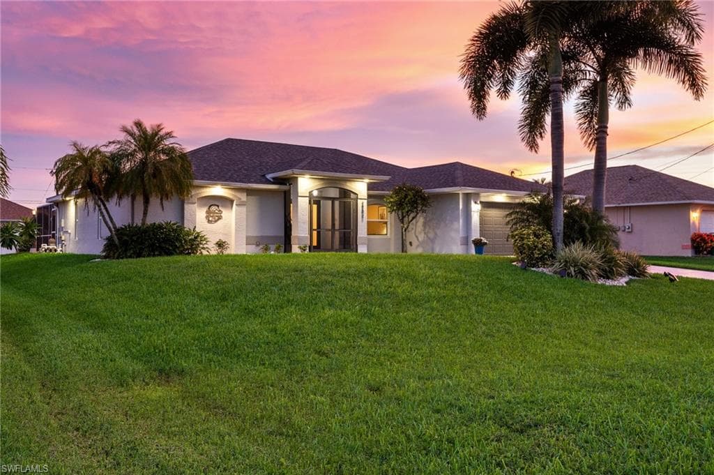 2202 SW 26th ST CAPE CORAL, FL 33914