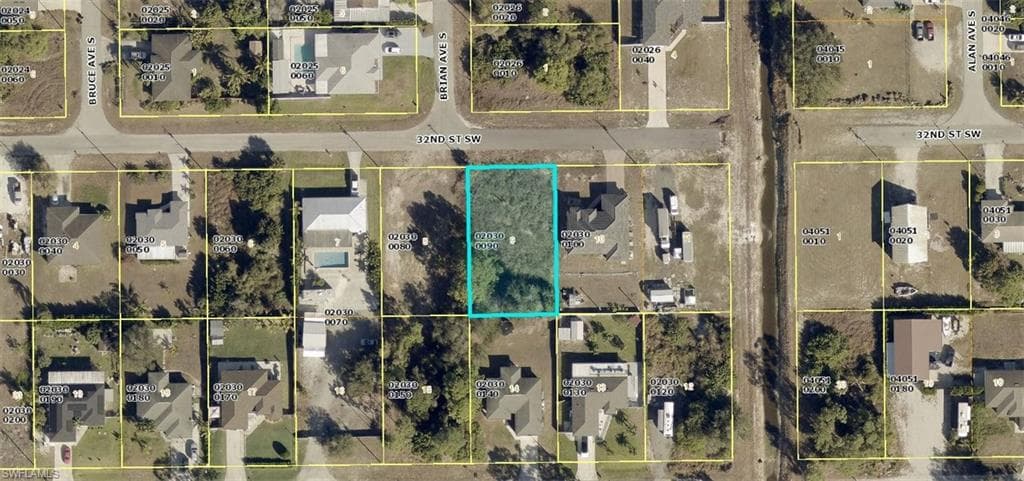 3905 32nd ST SW LEHIGH ACRES, FL 33976