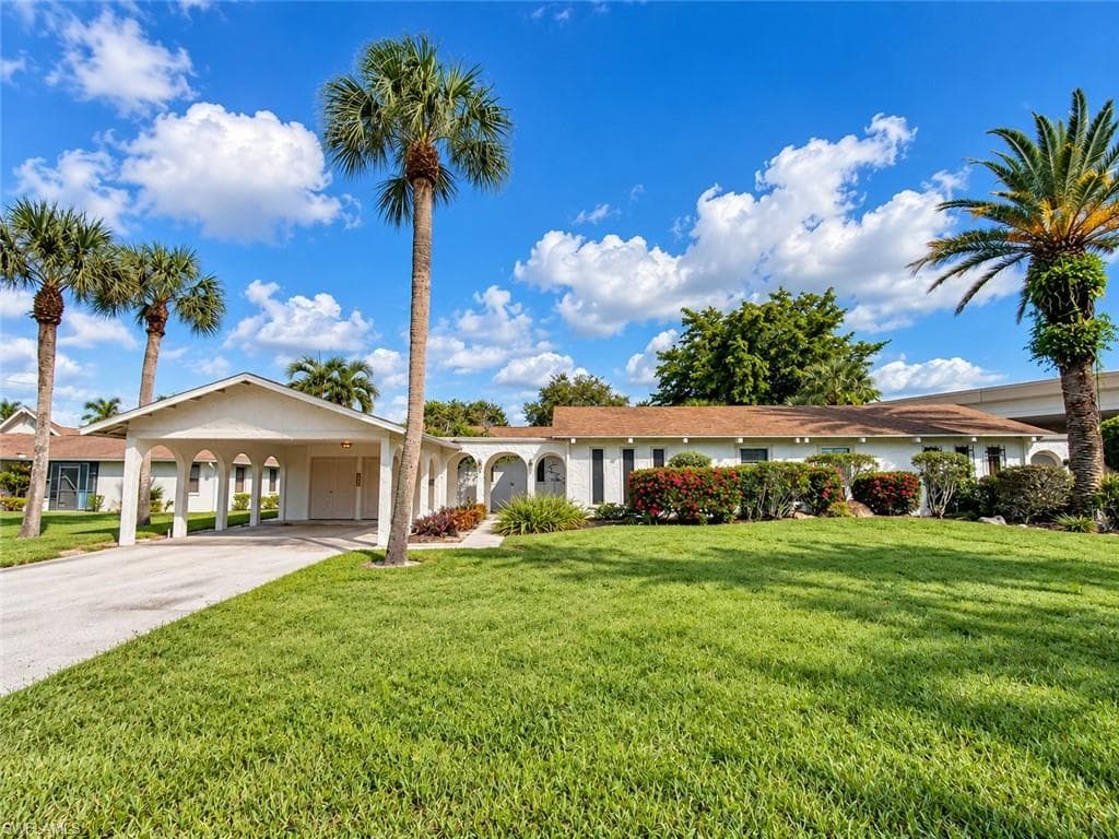 4272 Island CIR B FORT MYERS, FL 33919