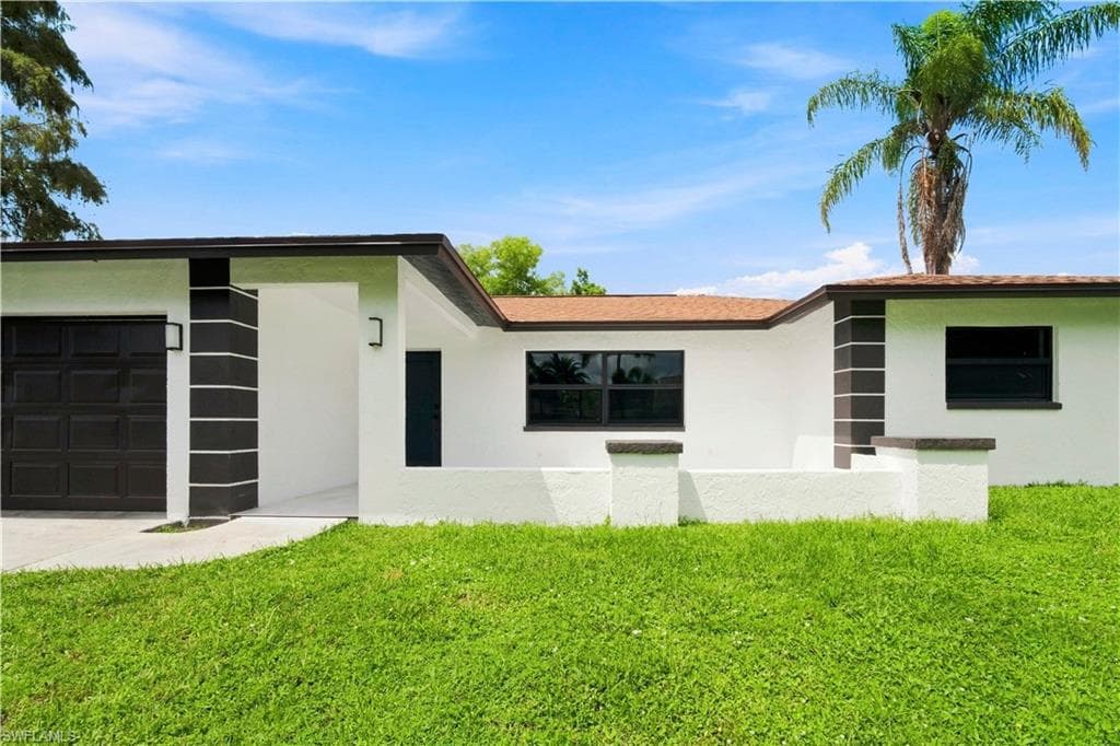 3055 53rd ST SW NAPLES, FL 34116