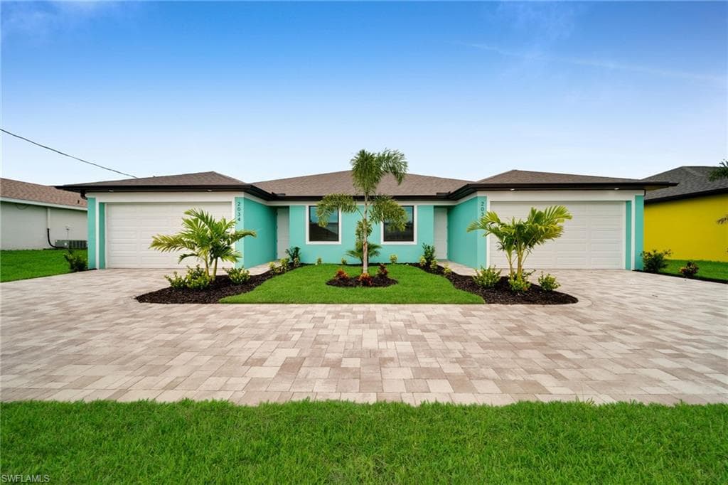 2034 Andalusia BLVD CAPE CORAL, FL 33909