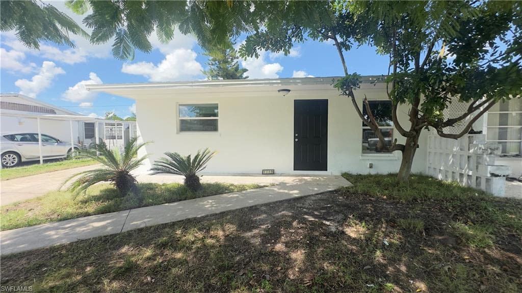 1119 Vineyard PL LEHIGH ACRES, FL 33936