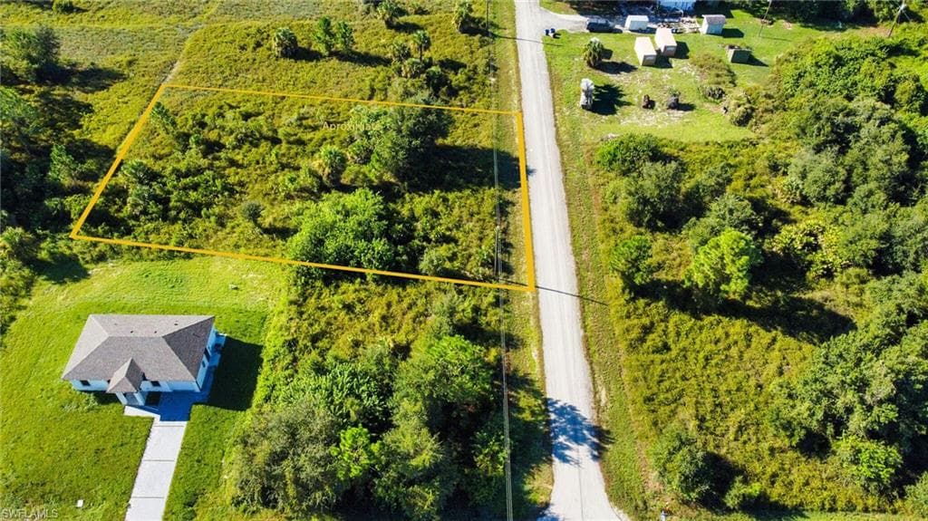 1820 Abbott AVE LEHIGH ACRES, FL 33972