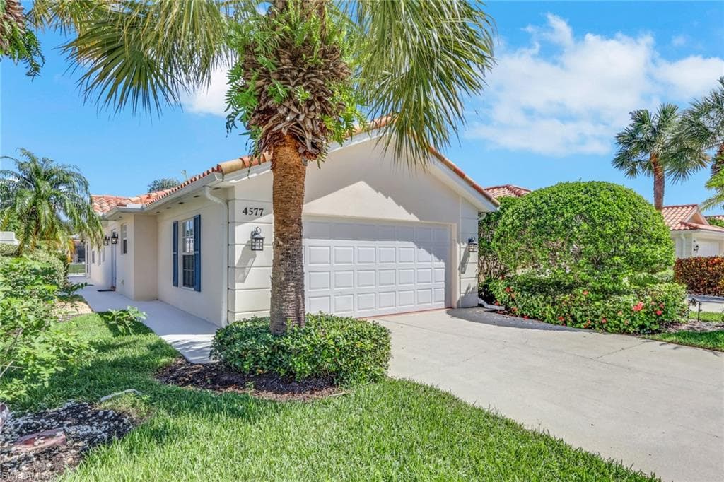 4577 Pasadena CT NAPLES, FL 34109