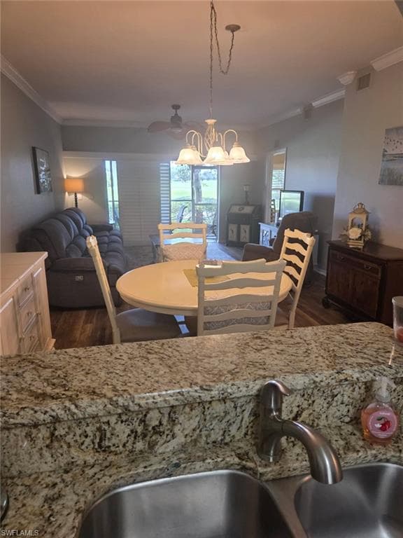 2280 Somerset Ridge DR 102 LEHIGH ACRES, FL 33973