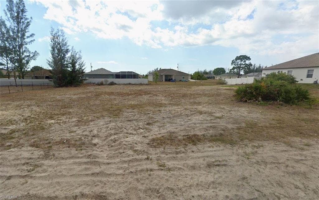 1902 NW 21st PL CAPE CORAL, FL 33993