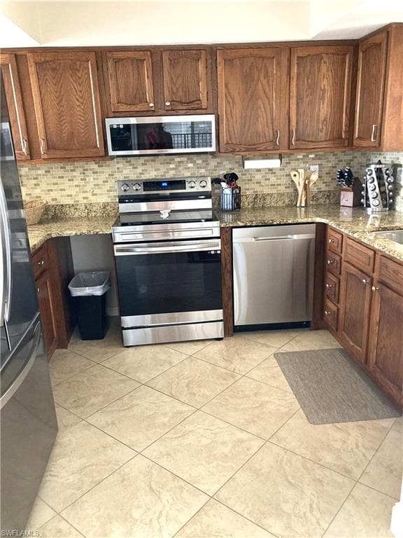 4160 Steamboat BEND E 403 FORT MYERS, FL 33919