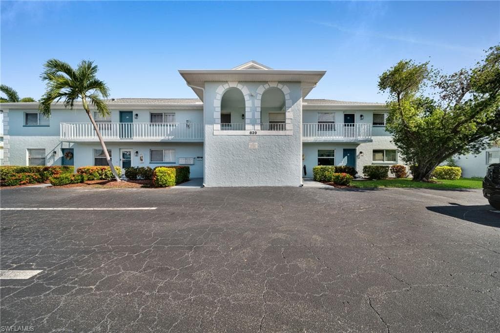 839 SW 48th TER 108 CAPE CORAL, FL 33914
