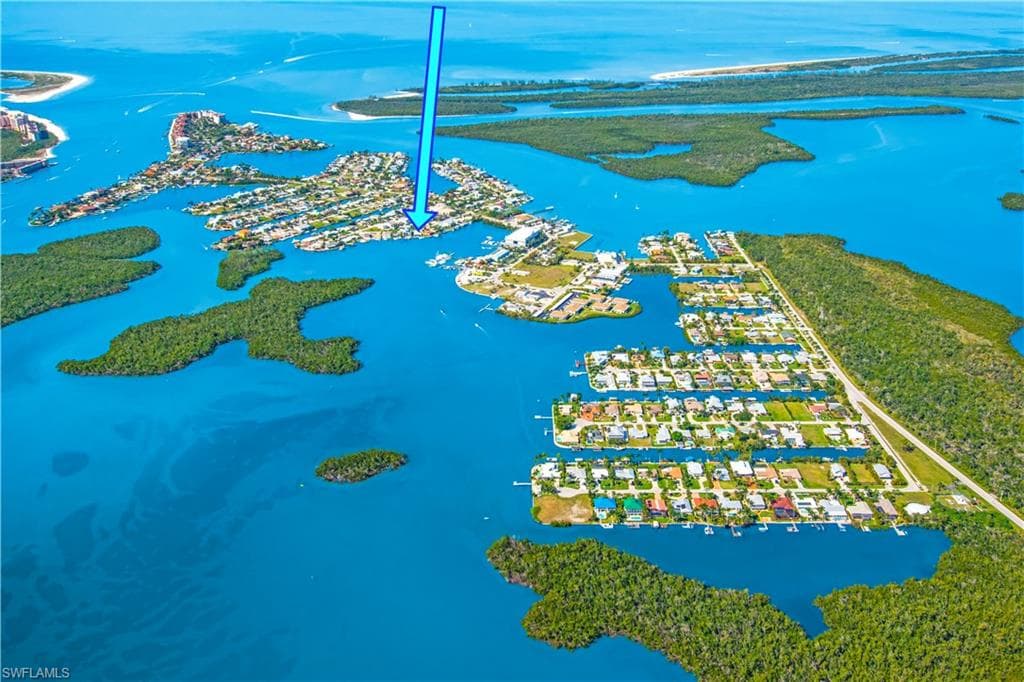 129 Pago Pago DR E NAPLES, FL 34113