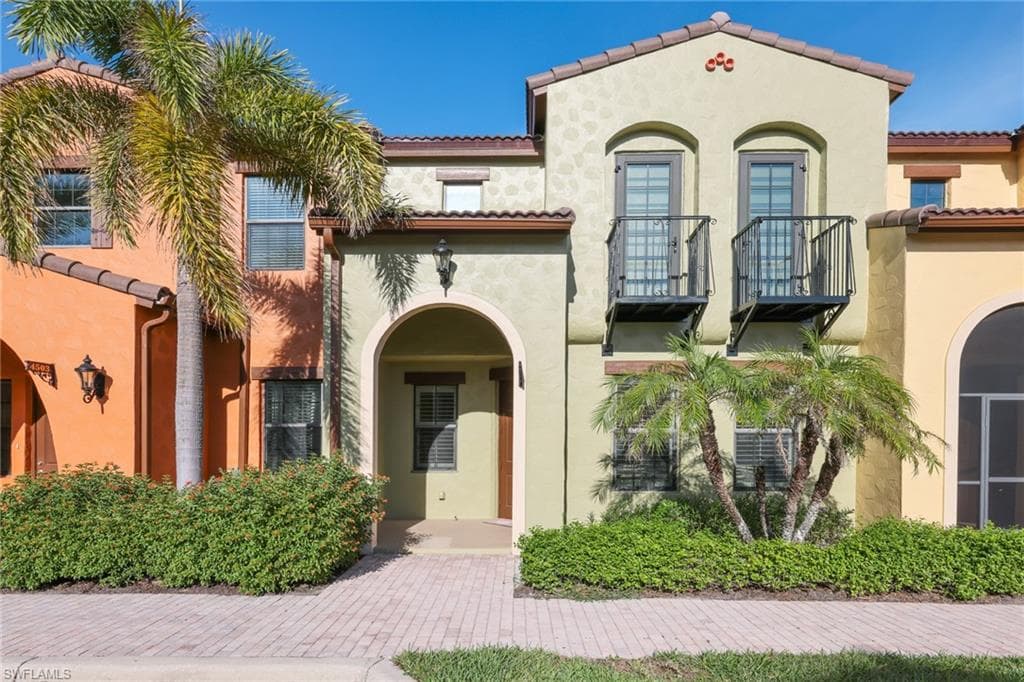 9067 Capistrano ST N 4502 NAPLES, FL 34113