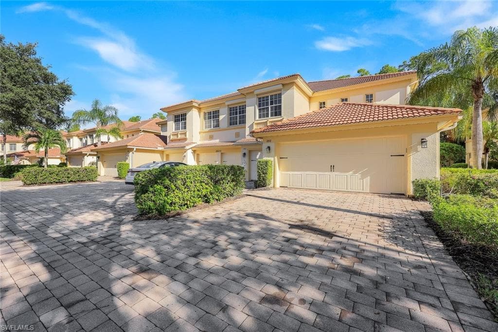 26413 Lucky Stone RD 202 BONITA SPRINGS, FL 34135