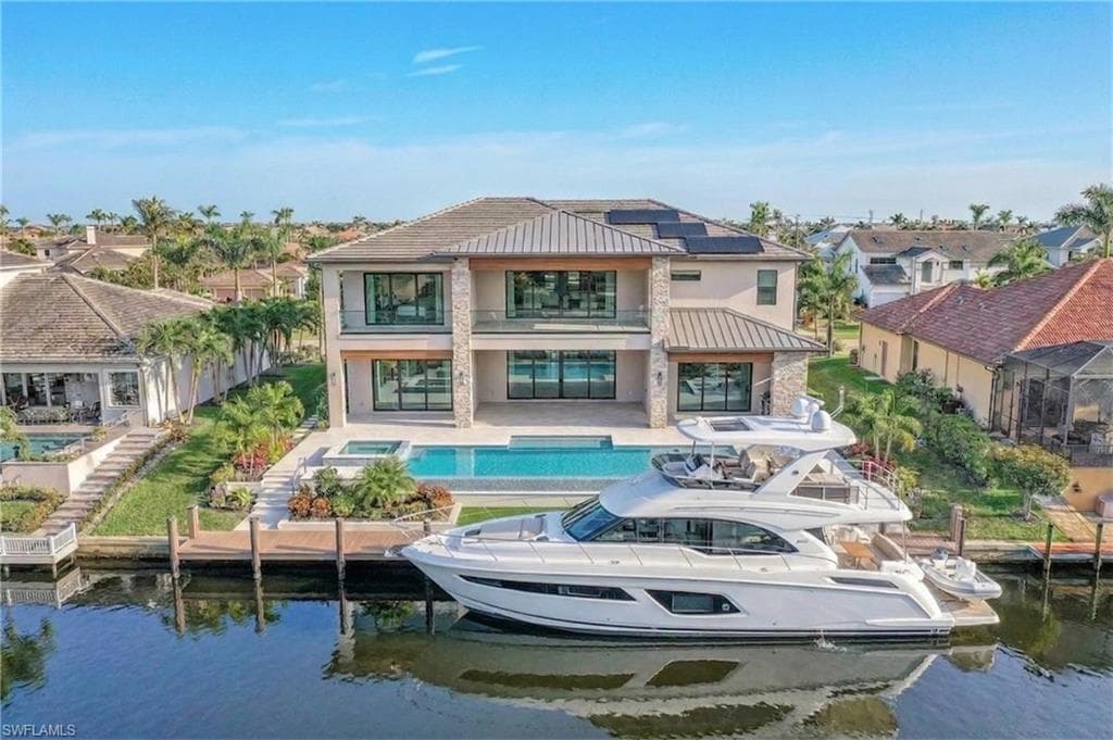 1524 SW 57th ST CAPE CORAL, FL 33914