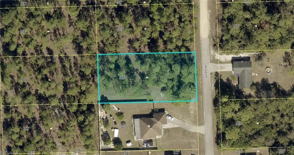1105 Lincoln AVE LEHIGH ACRES, FL 33972