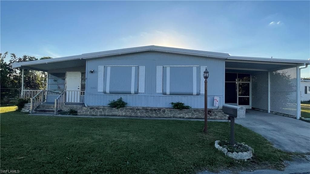 16230 Cynthia CT FORT MYERS, FL 33908