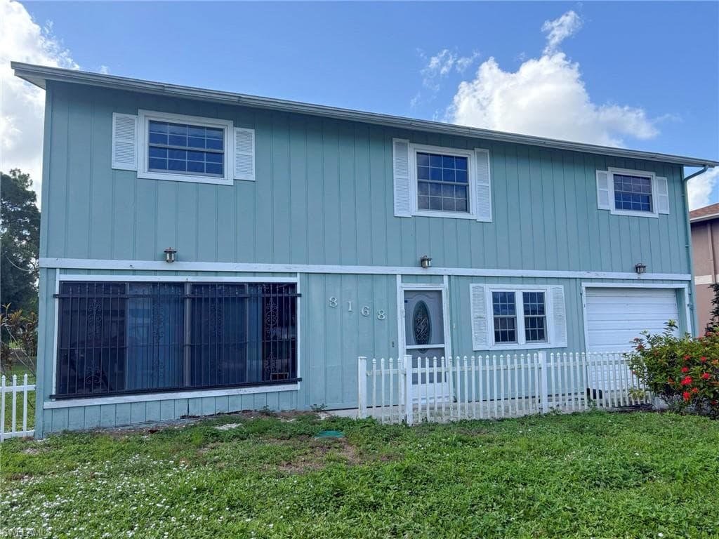 8168 Albatross RD FORT MYERS, FL 33967