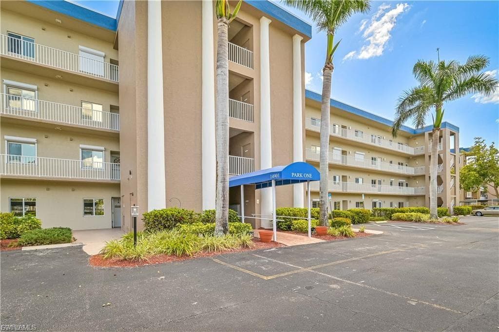 14901 Park Lake DR 301 FORT MYERS, FL 33919