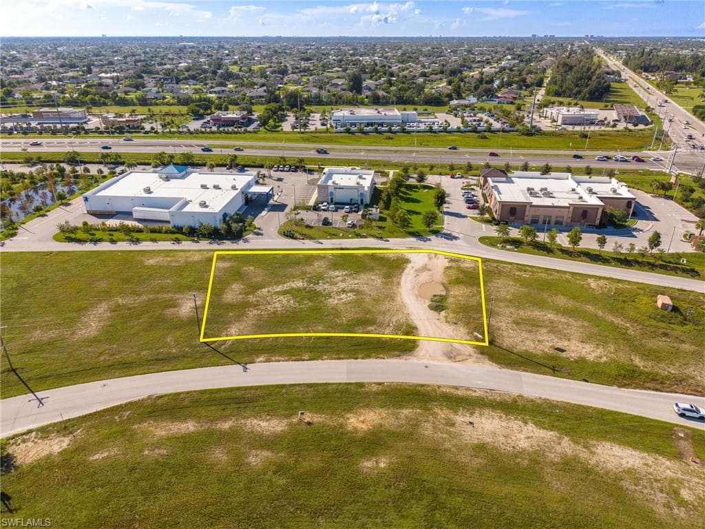 1486 SW 6th TER CAPE CORAL, FL 33991