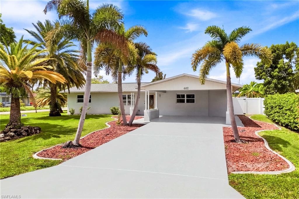 402 NE 14th PL CAPE CORAL, FL 33909
