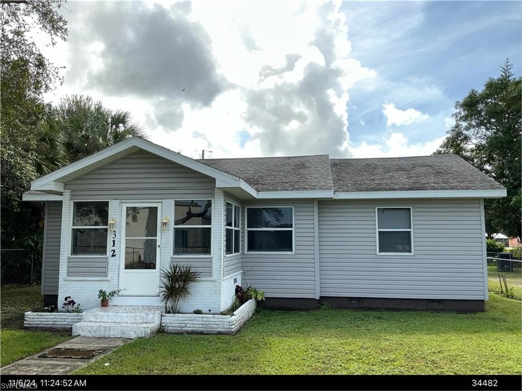 312 W Trinidad AVE CLEWISTON, FL 33440