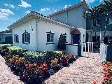12101 Santaluz DR 201 FORT MYERS, FL 33913