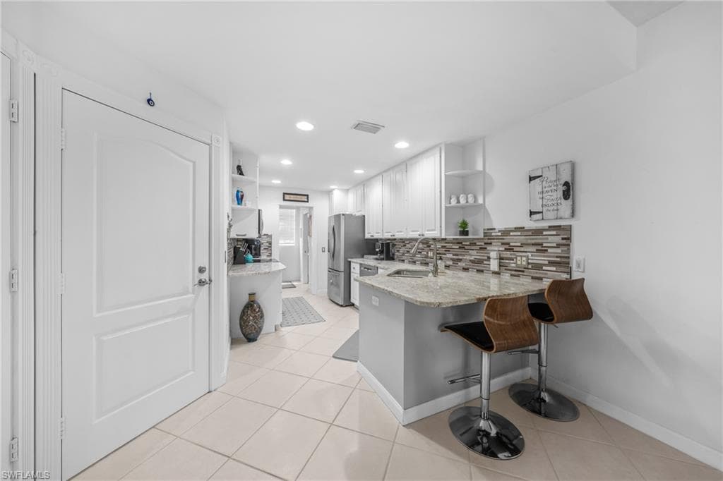 5633 Cove CIR 58 NAPLES, FL 34119