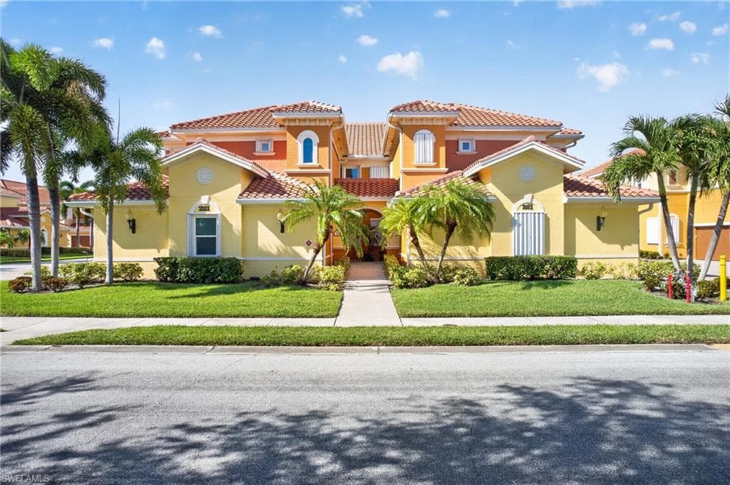 221 Shadroe Cove CIR 1303 CAPE CORAL, FL 33991