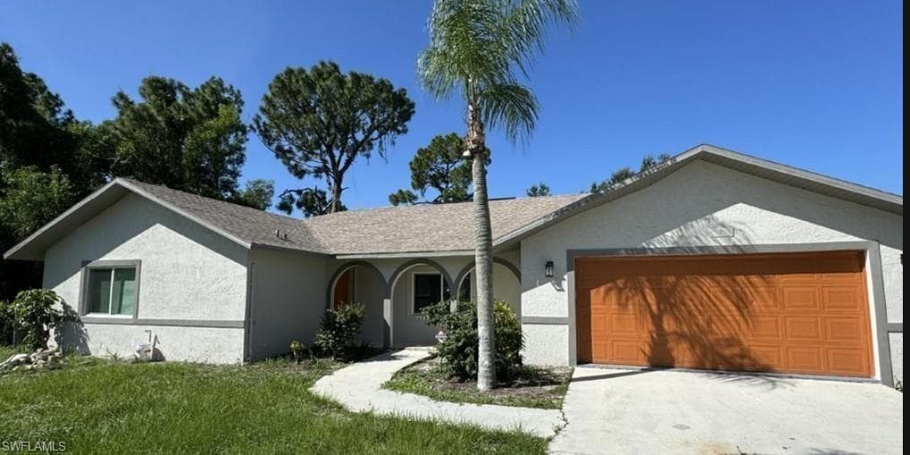 5015 Lee Blvd LEHIGH ACRES, FL 33971
