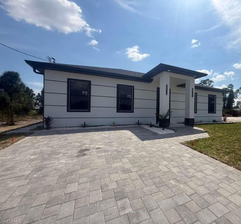 717 Devon ST LEHIGH ACRES, FL 33974
