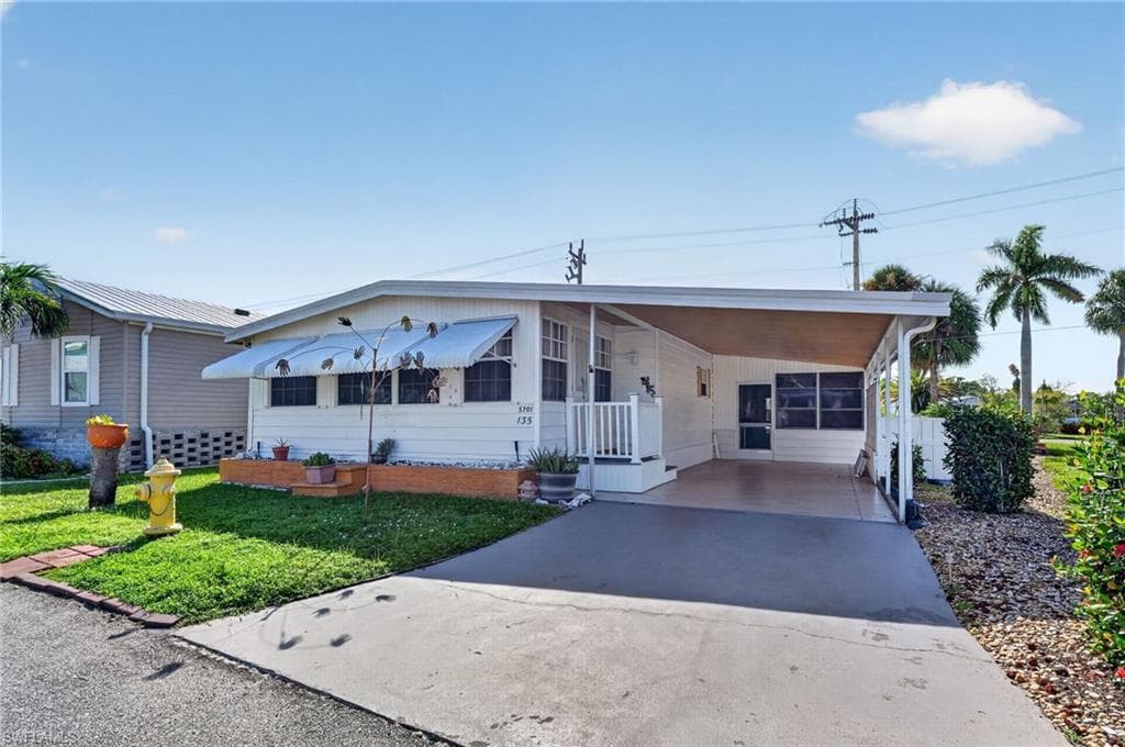 5701 Captain John Smith LOOP NORTH FORT MYERS, FL 33917