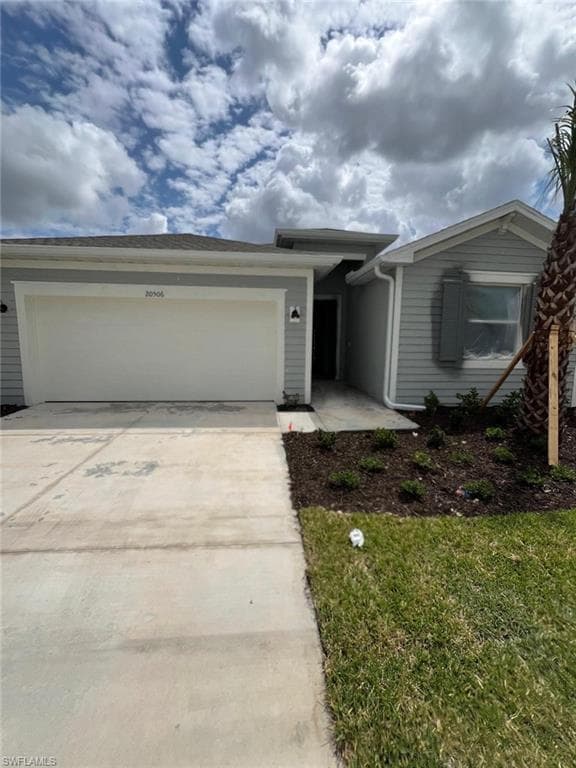 20506 Copperhead DR LEHIGH ACRES, FL 33936