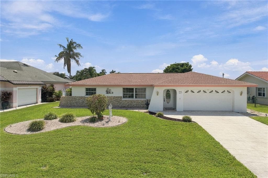 2016 SE 27th TER CAPE CORAL, FL 33904