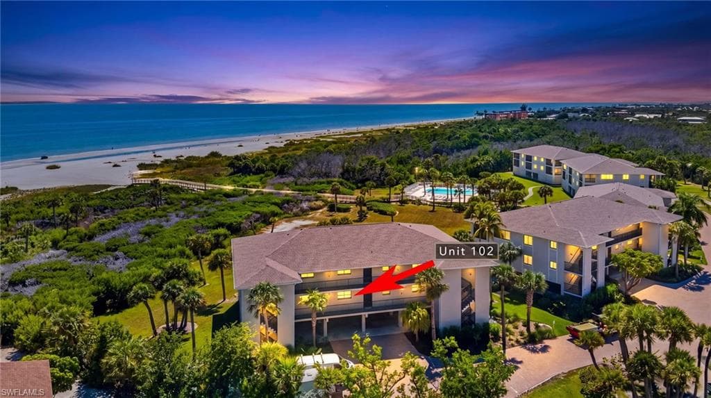 1919 Olde Middle Gulf DR 102 SANIBEL, FL 33957