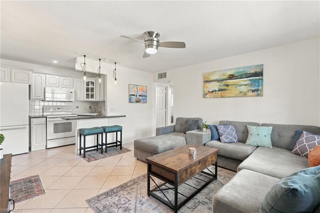 457 Tallwood ST 408 MARCO ISLAND, FL 34145