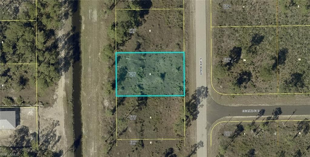 806 Genoa AVE S LEHIGH ACRES, FL 33974