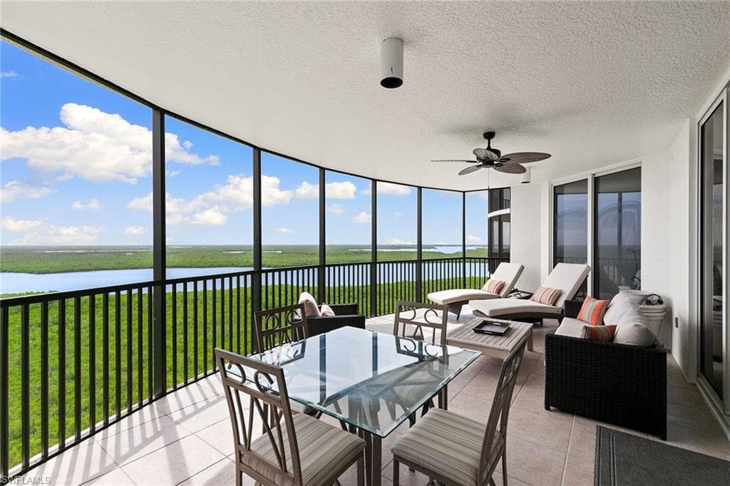 1050 Borghese LN 1202 NAPLES, FL 34114