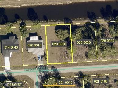 1237 Augusta ST E LEHIGH ACRES, FL 33974