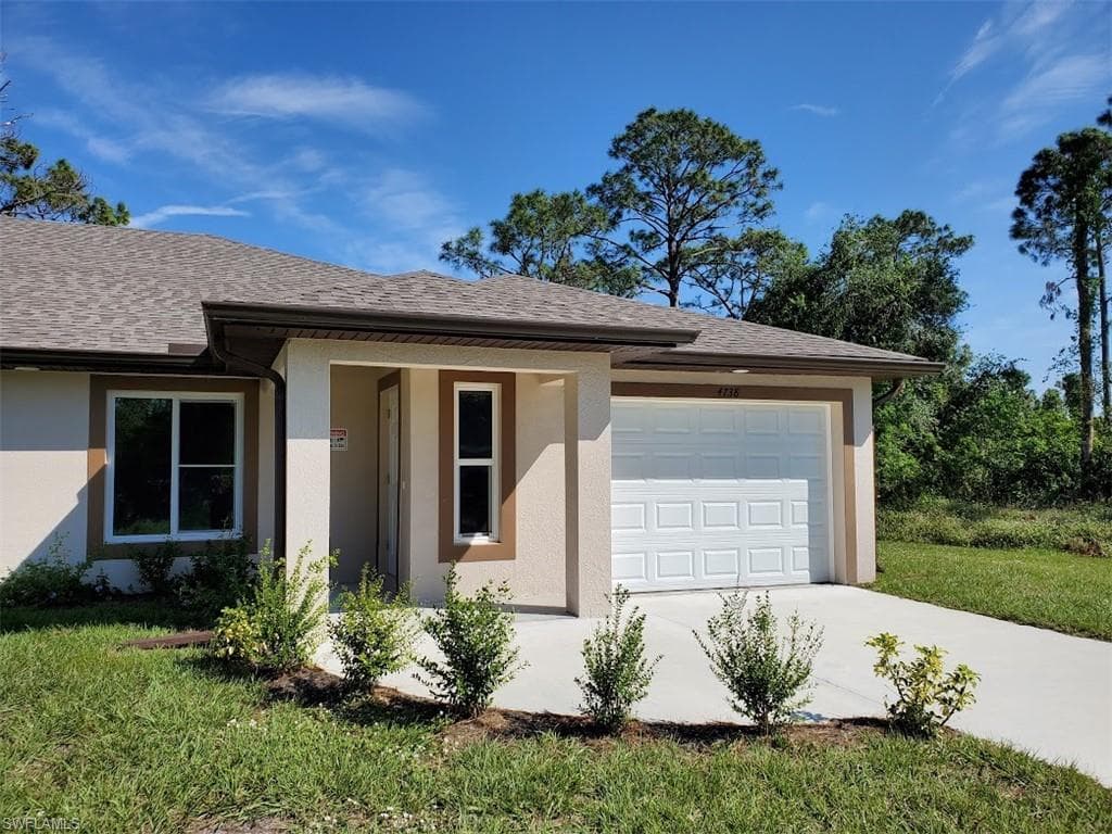 4740 13th ST SW 4738 LEHIGH ACRES, FL 33973