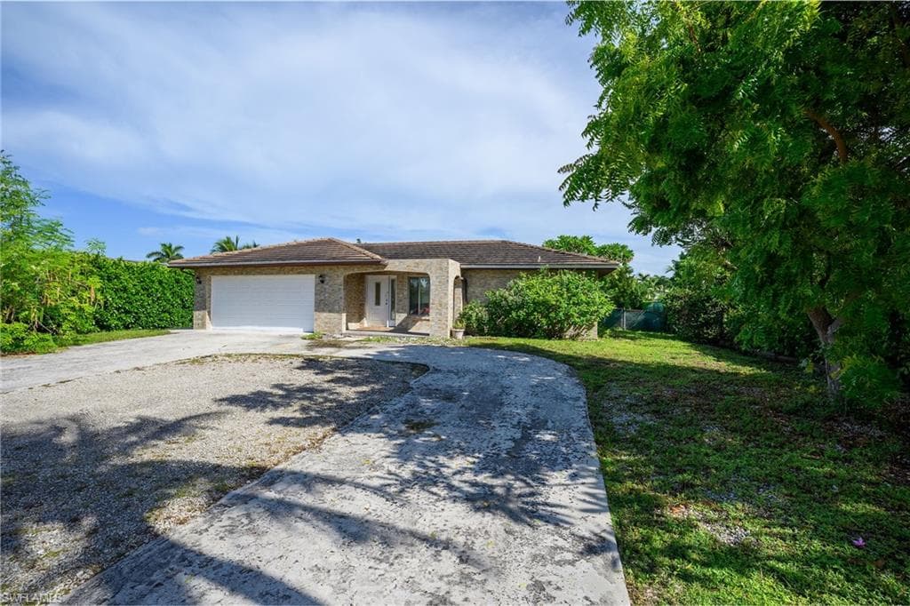 350 Columbus WAY MARCO ISLAND, FL 34145