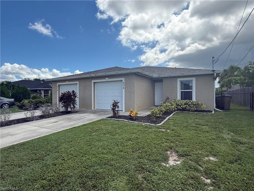 606 SE 13th TER CAPE CORAL, FL 33990