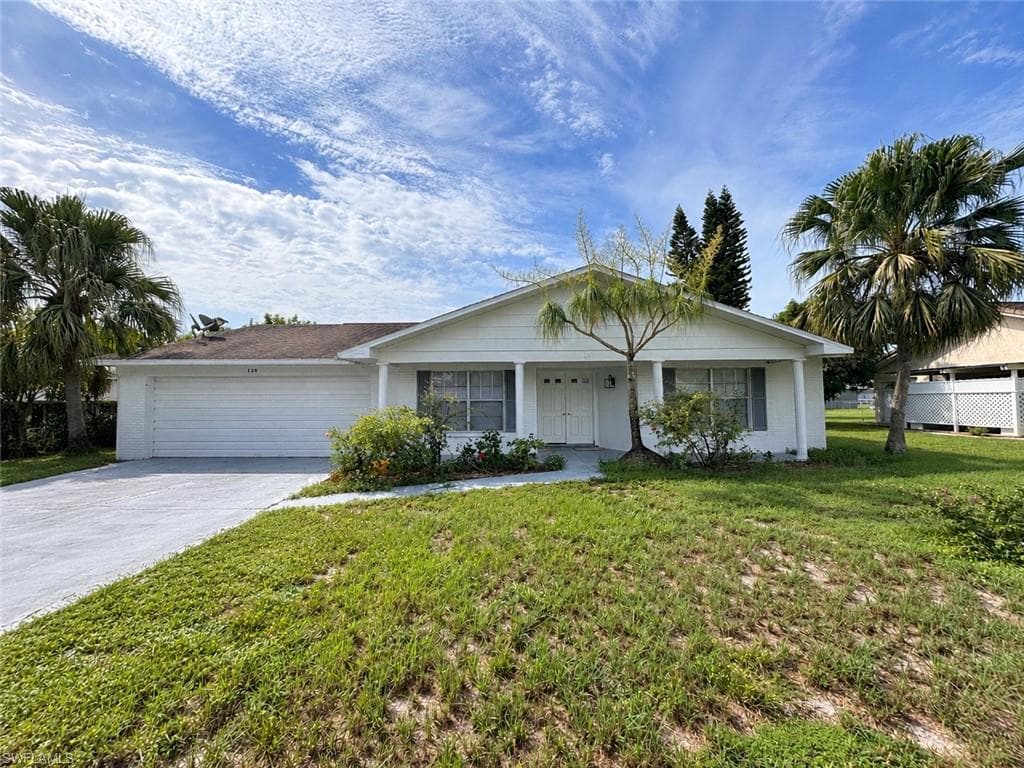 138 Brookside ST LEHIGH ACRES, FL 33936