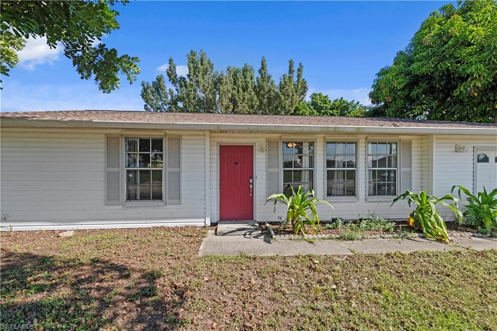 1931 NE 14th TER CAPE CORAL, FL 33909